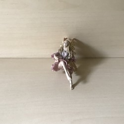 Papo : Engel. 5,5 cm. breed en 11 cm. hoog Nummer 83