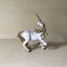 Papo : Eenhoorn Gouden Glitters.9,5 cm. breed en 12 cm. hoog Nummer 80