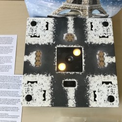3D puzzel Eiffeltoren  216 stukjes met verlichting