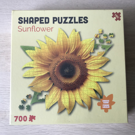 Silhouet puzzel : Nieuw. Zonnebloem. 700 stukjes