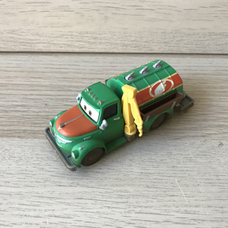 Cars : Chug brandstofwagen. 11,5 cm. lang.