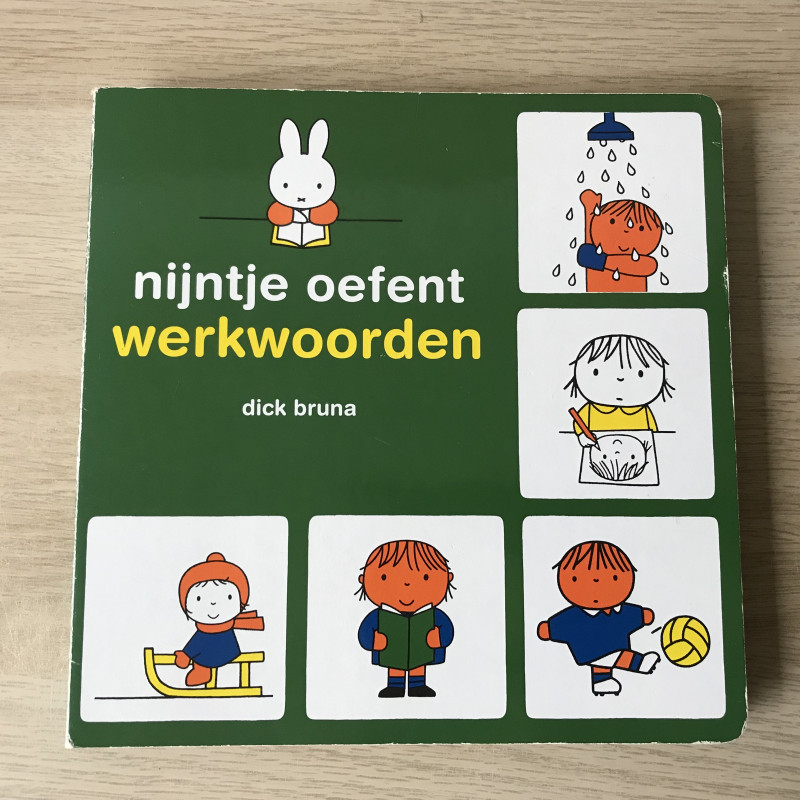 Nijntje oefent werkwoorden