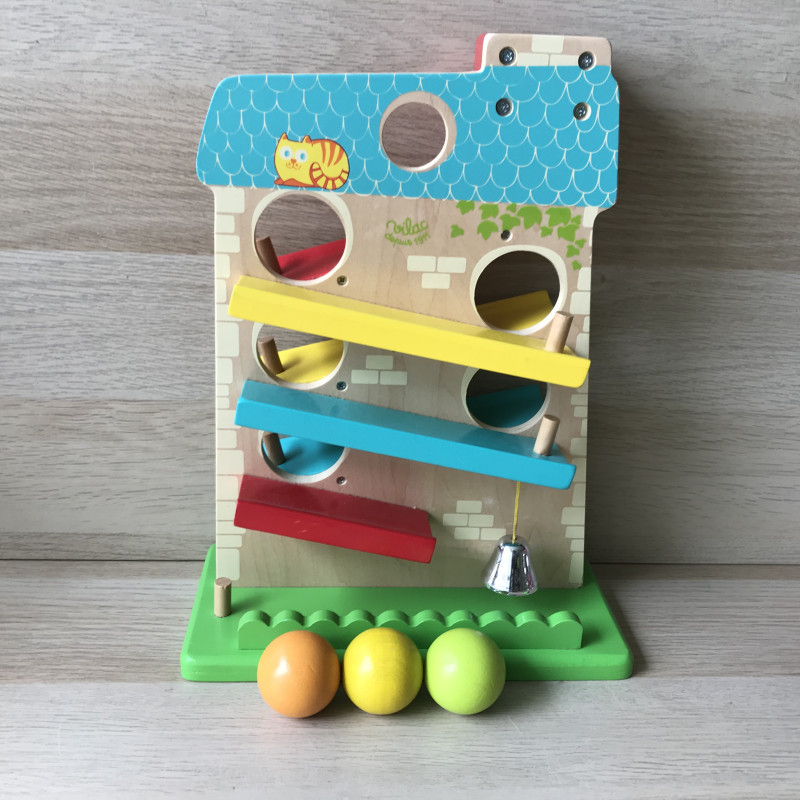 Ballenbaan, Roetsjbaan met  ballen en belletje