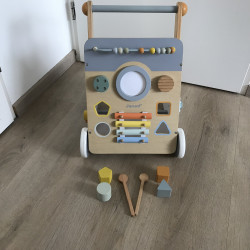 Janod loopwagen, activiteitentrolley