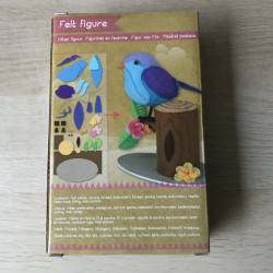 Knutselen : Nieuw. Viltpakket vogel op boomstam