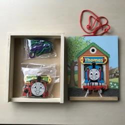 Thomas de Trein : Veters rijgen