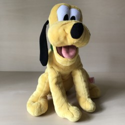 Disney : Pluto pluche.