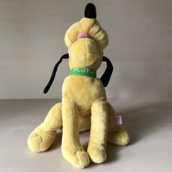 Disney : Pluto pluche.