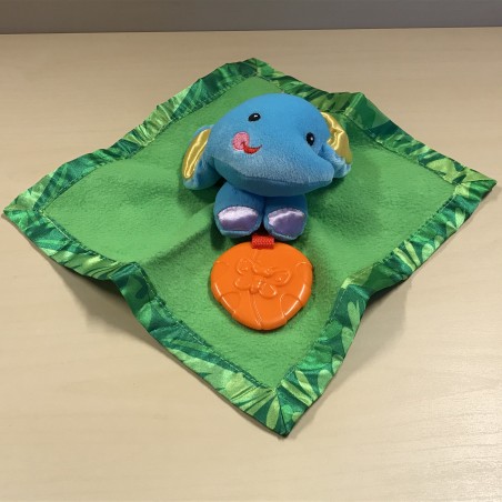 Fisher Price :  Knuffeldoekje.  Olifant.