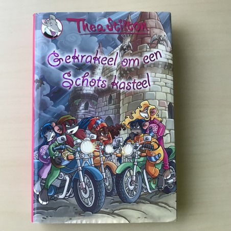 Thea Stilton: Gekrakeel om een Schots kasteel 12
