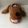 Grote handpop van een hond