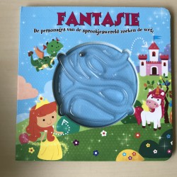 Fantasie, boek met doolhof