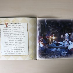 Sprookjes van de Efteling deel 7 : Sneeuwwitje en de zeven dwergen.