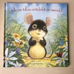 Kleine muis ontdekt de wereld