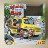 De wielen van de bus. Kijk even naar foto 4