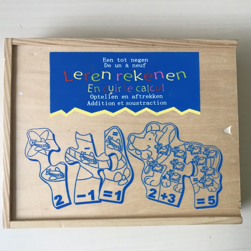 Houten puzzel met 18 sommen