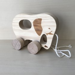 Houten olifant : Schuif- en trekspeelgoed. Ongebruikt.