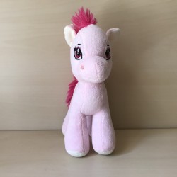 Knuffel : Lijkt op Little Pony.