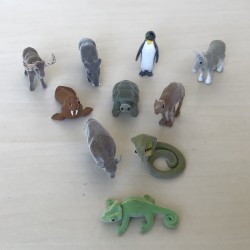 Dieren : Minifiguren. ca. 3 cm. hoog. 10 stuks. Set 8.