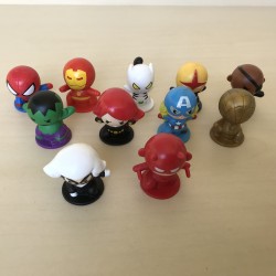 Figuren : 11 stuks.