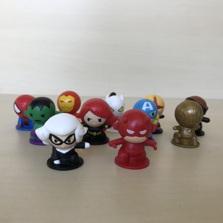 Figuren : 11 stuks.