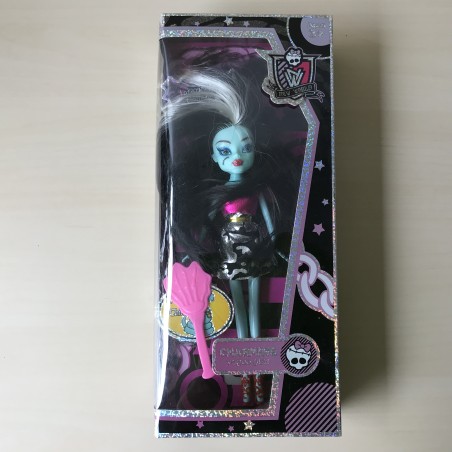 Charming Vogue Girls: Nieuw. Monster Princess