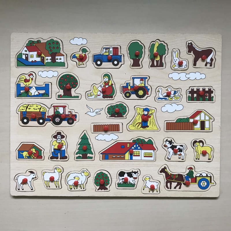 Puzzelplankje Knopjespuzzel : Boerderij. 30 stukjes