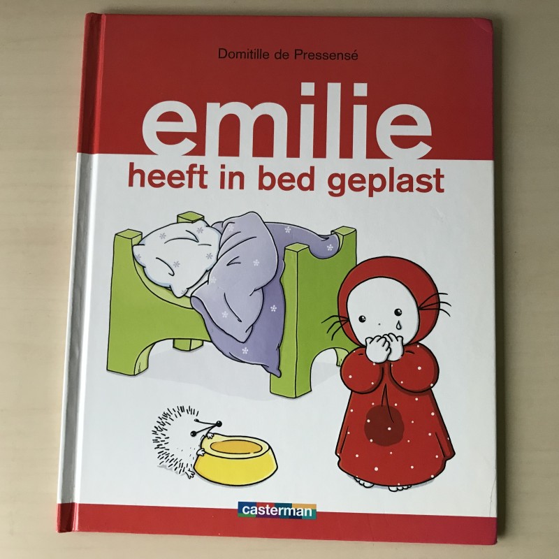 Emilie heeft in bed geplast