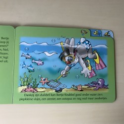 Bertje Knabbel aan zee