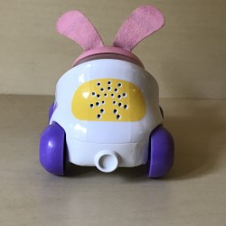 Fisher Price : Auto met geluid. 11 cm. lang.