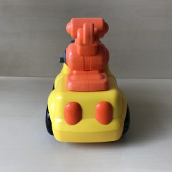 Grote takelwagen / auto met geluid.