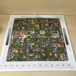 999 Games. Roar! Vang het monster