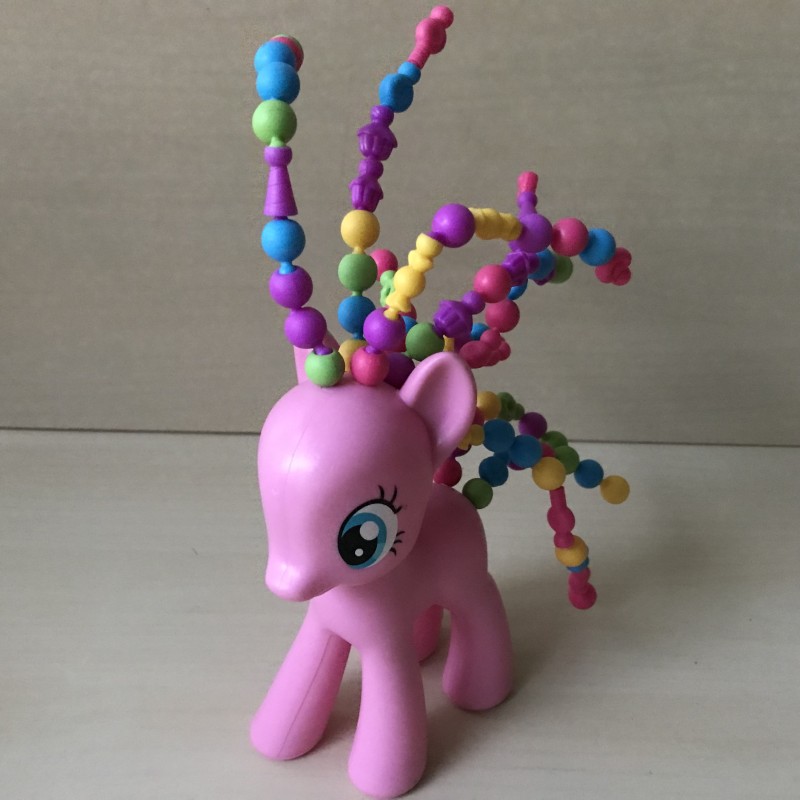 Little Pony met kralenmanen