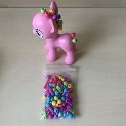 Little Pony met kralenmanen