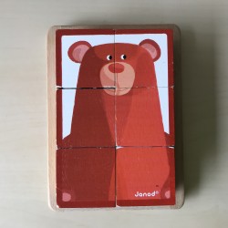 Janod : Kubuspuzzel, blokkenpuzzel dieren. Zie laatste regel.