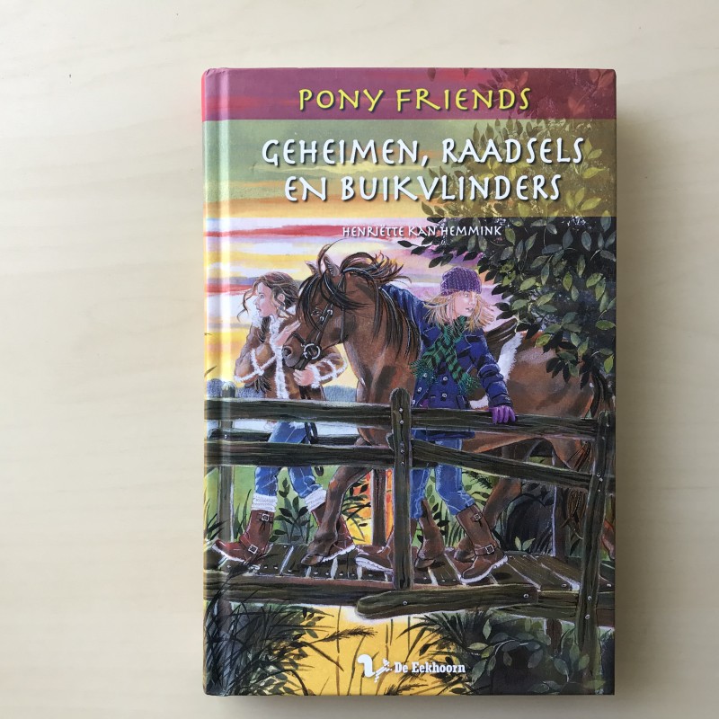 Ponyfriends: Geheimen, raadsels en buikvlinders