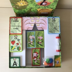 Horen zien zwijgen Junior.