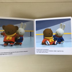 Nijntje. Nijntje leert Boris schaatsen