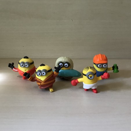 Minions : Minions, 5 stuks. 5 cm. hoog. Mcdonalds 2019.
